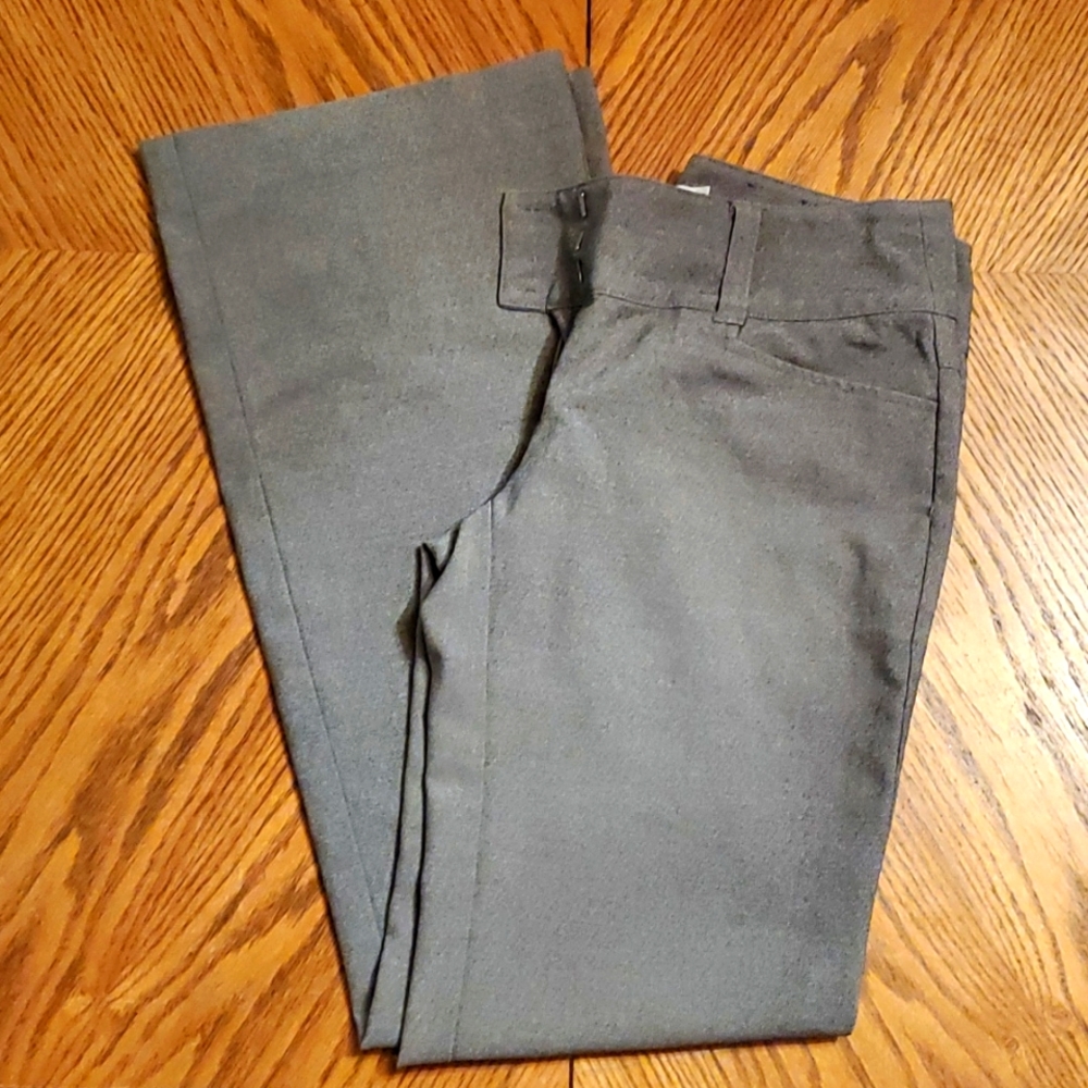 Lightweight dress pants